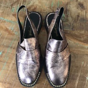 Free People Bronze slides 37 Like new!!!